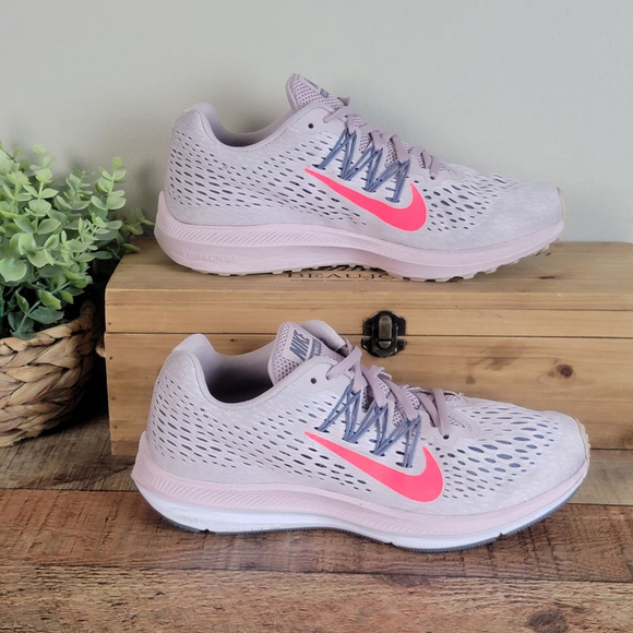 Nike 7 Zoom Winflo 5 Mesh Knit Running Sneakers Shoes Pink Purple women's - Picture 1 of 14